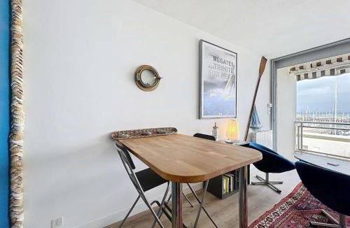 Quiberon Apartment | Quiberon - Studio rénové 33m² avec Balcon, Parking et Animaux acceptés - FR-1-478-121