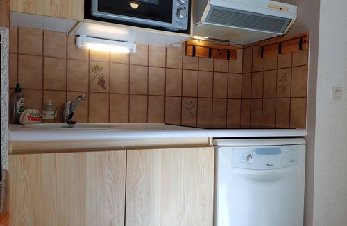 Chamonix City Centre Apartment | Quiet apartment with private garage near Chamonix center