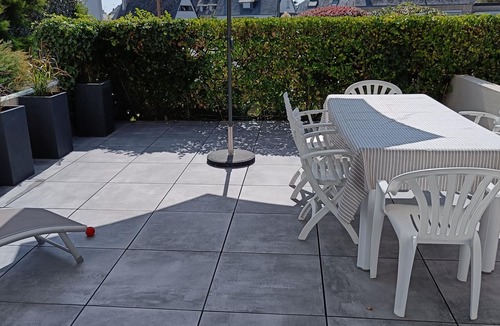Quiberon Apartment | Quiet apartment, close to shops, beaches, ferry terminal and thalasso spa