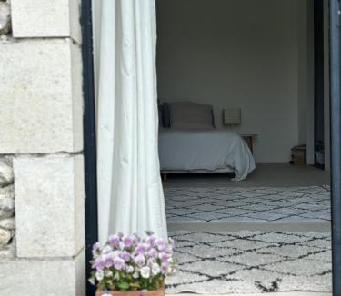 Montignac-le-Coq House | Quiet Countryside House & Secure Garden