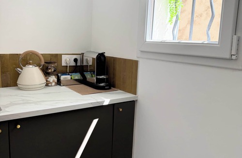 Mazarin Quarter Apartment | Quiet design studio Patios - Air conditioning - Center Aix