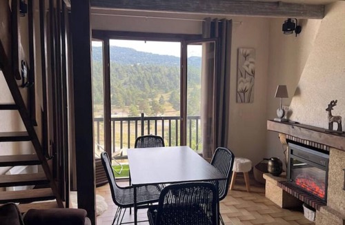 Greolieres les Neiges House | Quiet duplex with mountain views