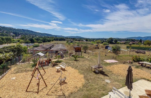 Le Plan-de-Grasse Villa | Quiet family home with garden and view