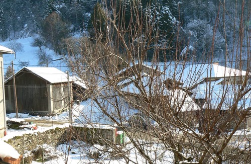 Moretel-de-Mailles House | Quiet hamlet house for nature lovers, hiking, skiing, cycling