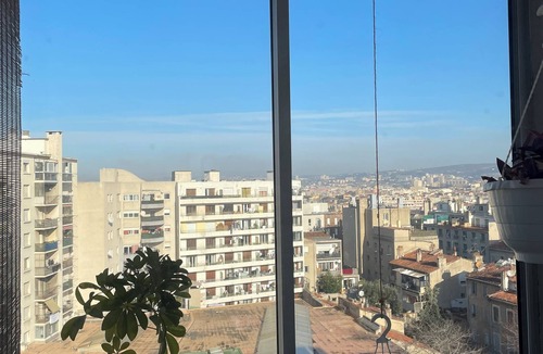 Saint-Charles Apartment | Quiet top floor with sunny private terrace, ideal to visit Marseille or Provence