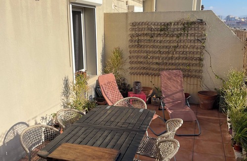 Saint-Charles Apartment | Quiet top floor with sunny private terrace, ideal to visit Marseille or Provence