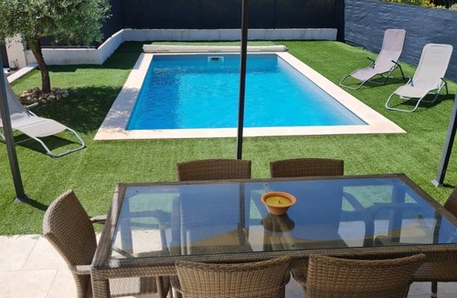 Chateauneuf-de-Gadagne House | Quiet villa with private pool and air conditioning between Avignon and Luberon