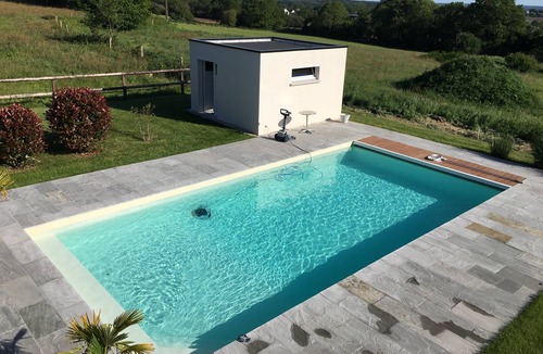 Saint-Nolff House | Quiet Villa with Pool - Saint Nolff