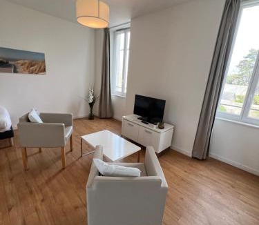 Laval Apartment | Résidence de Laval