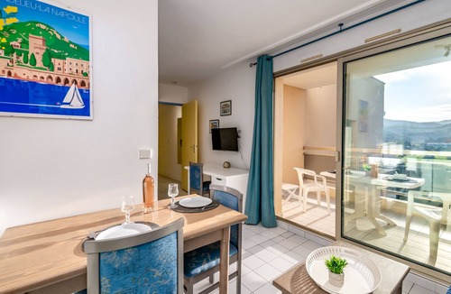 La Napoule Apartment | Résidence des Golfeurs by Interhome