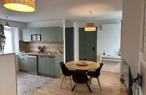Roussillon-en-Isere Apartment | Résidence le 1564 Vert