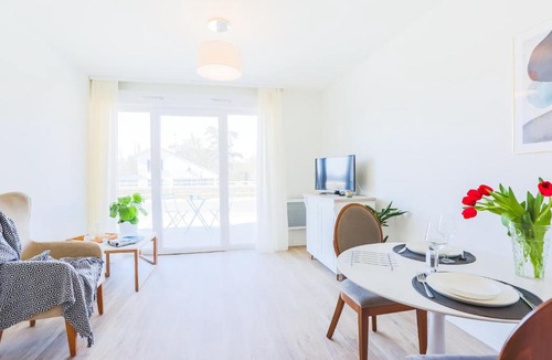 Chatel-Guyon Apartment | Résidence mitoyenne aux Thermes
