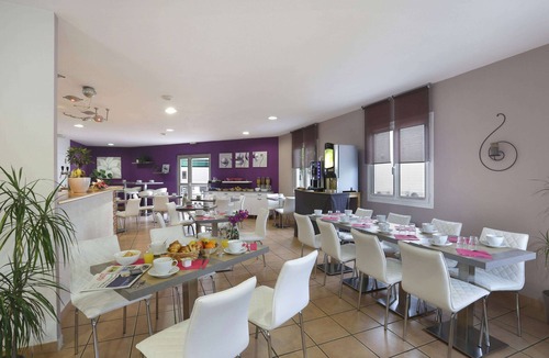 Merville Apartment | Résidence Résid'price ST4N