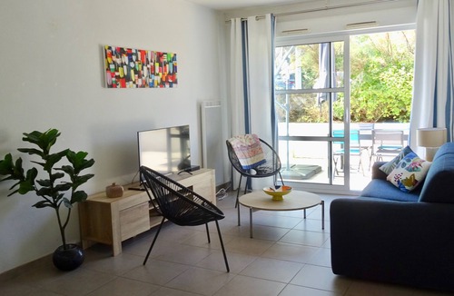 Larmor-Plage Apartment | Recent apartment in the immediate vicinity of the sea
