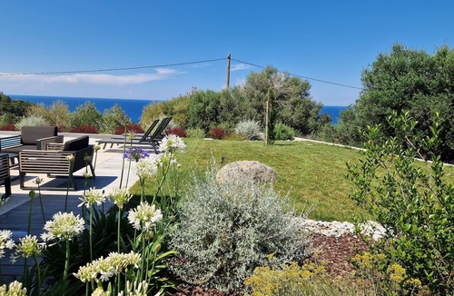 Marine de Davia Villa | Recent single-storey villa with sea and mountain views 10 people heated pool