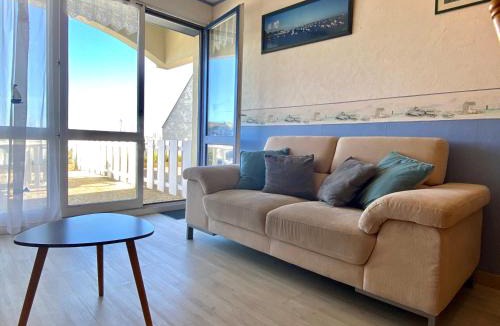 Arzon Apartment | REF 032 Studio pour 4 vue port Crouesty dans résidence avec piscine