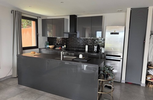 Theoule-sur-Mer Apartment | Residence Arc-en-Ciel 5 Star App. A modern with stunning Sea Views and Pool
