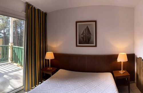 Maubuisson Apartment | Residence Les Grands Pins - maeva Home - 2 Rooms 4 People Selection