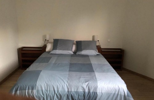 Saint-Malon-sur-Mel Apartment | Residence Merlin