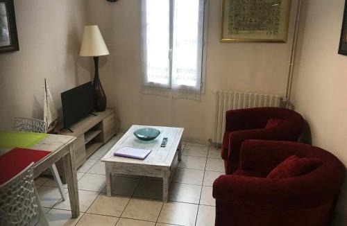 Rochefort Apartment | residence pasteur - Hermione