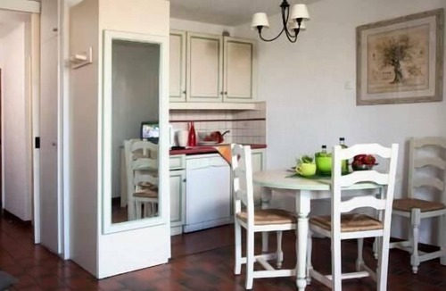 Saint-Tropez Apartment | Residence Pierre & Vacances Eden Parc - Maeva Selection - Studio 2 People