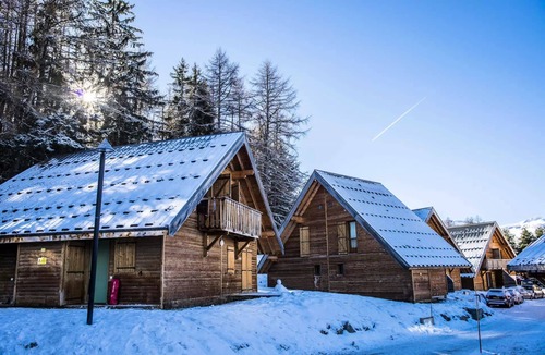 La Joue du Loup Ski Chalet | Residence Residence Les Flocons Du Soleil - Chalets for 7 people