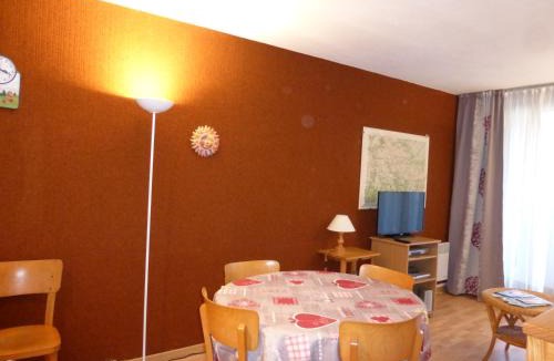 Enchastrayes Apartment | RESIDENCE UBAYE T 17