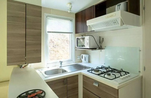 Auribeau-sur-Siagne House | Restanque 3-Bedroom Mobile Home for 4 People with Air Conditioning