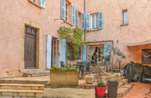 Chateaudouble House | Restaurant Le Château
