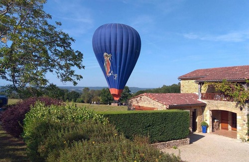 Saint-Germain-de-Belves House | Restored Stone Barn With Stunning Views (fiber)
