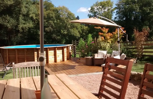 Busserolles Cottage | River View Cottage with private heated pool and garden, at Chez Bigot