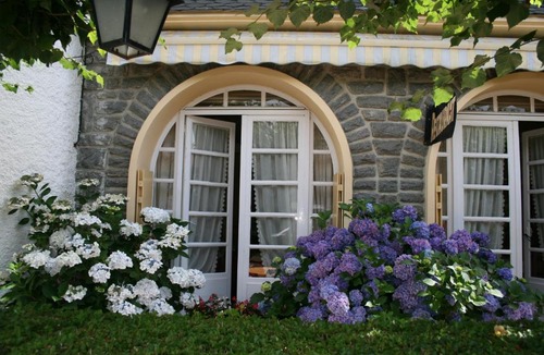 Albussac Hotel | Roche de Vic