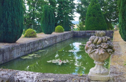Leyritz-Moncassin House | ROOMS, Bordeaux region, wine route, thermal baths, cures.