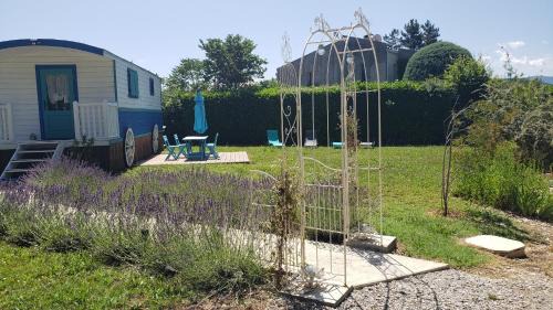 Laragne-Monteglin House | Roule hôtes
