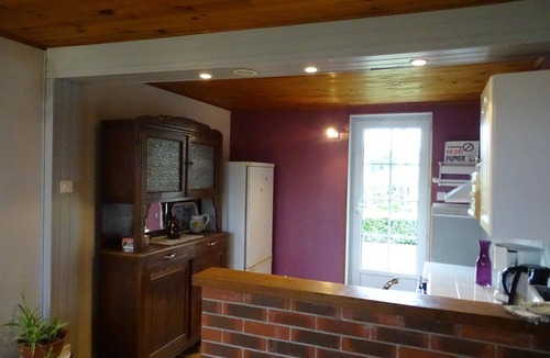 Hyds Cottage | Rural cottage with enclosed garden, pets allowed