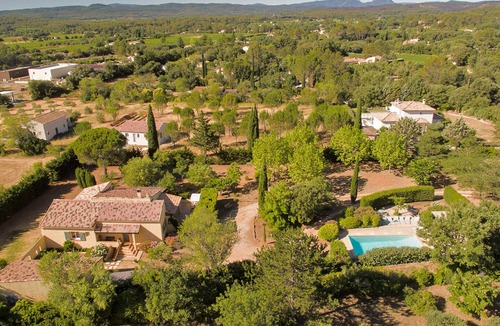 Cotignac House | Rurally located holiday home with private pool