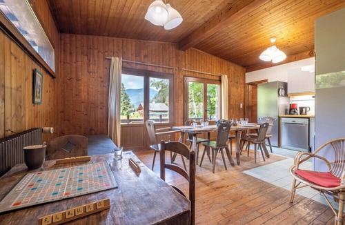 Les Bossons Ski Chalet | Rustic chalet with garden in Chamonix