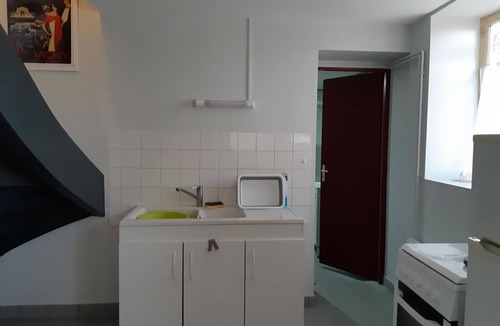 Lavoine Cottage | Rustic cottage in Lavoine with large garden and pets allowed