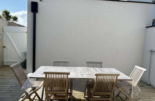 Porspoder House | Seaside house, walking distance to the beach, sea view
