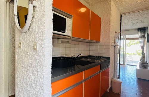 Marine de Saint Ambroggio Apartment | Seaside Studio with Terrace - 4 Guests, 1 Km to Beach, Parking Included
