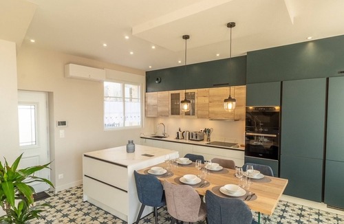 Quartier du Casino Villa | Seaside Villa with Studio, Air Con and Parking