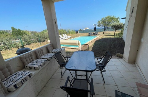Plage de la Garonnette Villa | Seaside villa