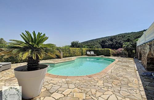 Tomino Hotel | Seaview villa Marlau
