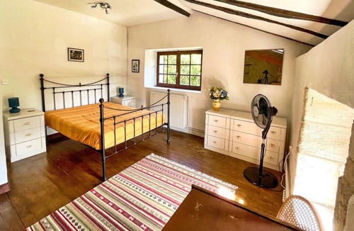 Paussac-et-Saint-Vivien Cottage | Secluded country side cottage with private pool
