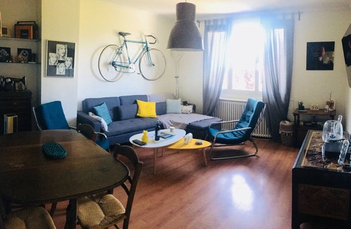 La Fagette House | Semi-detached house with garden close to all amenities