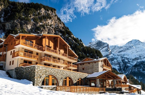 Pralognan-la-Vanoise Condo | Skis aux pieds + Accès Piscine