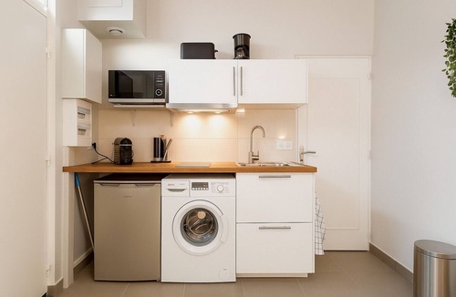 Lyon City Centre Apartment | SmartStay Studio - Jean-Macé