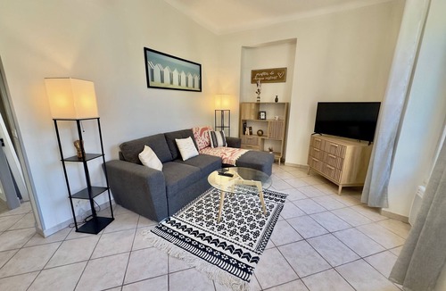 Saint-Sylvestre Apartment | Soleil et Confort: Modern apartment in Nice