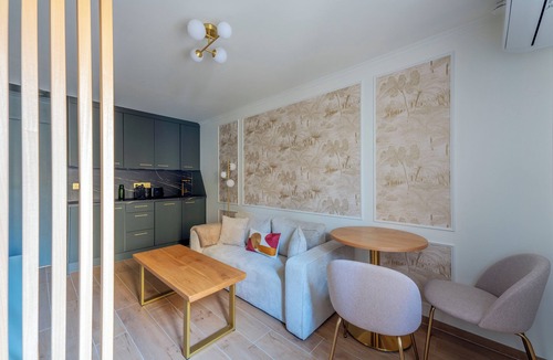 Glaciere - Montmein Apartment | Spa & Relaxation 15 min from Lyon | Noomi Suite