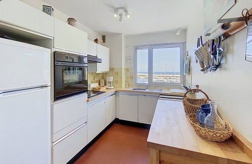 La Faviere Apartment | Spacious 2BR with pool and parking in La Favière